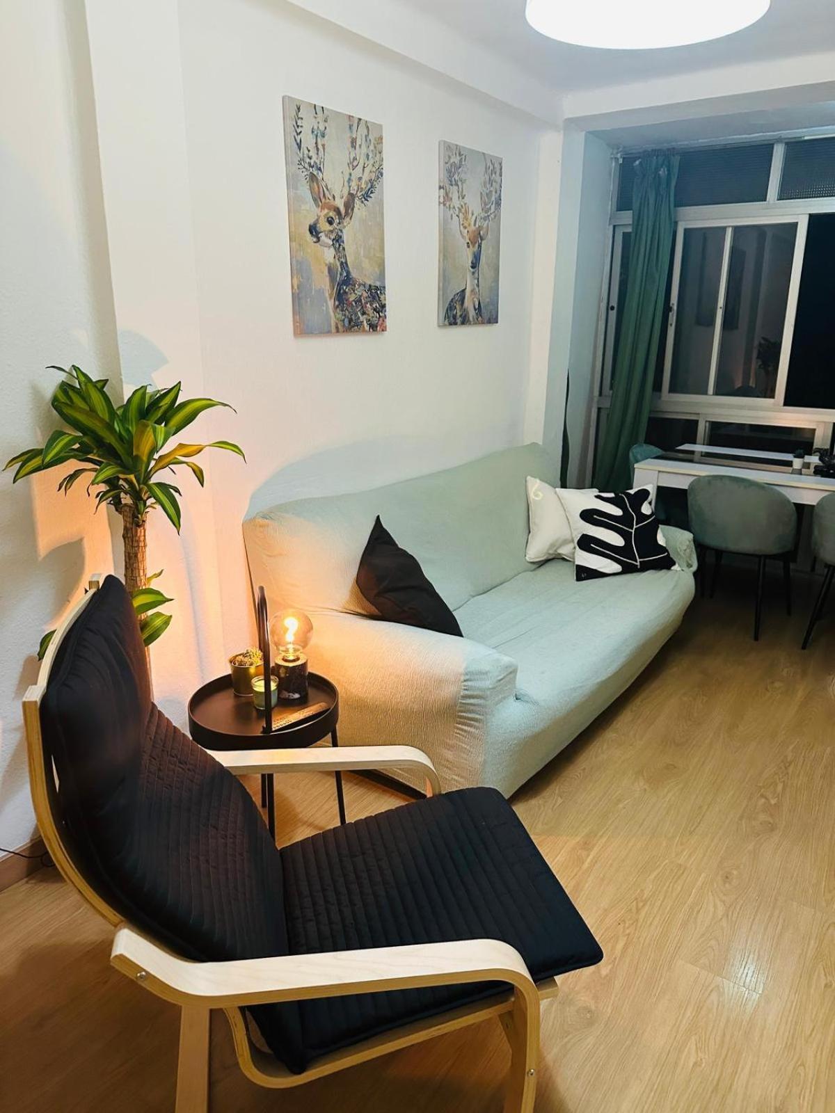 Malaga Centro Apartment Exterior foto